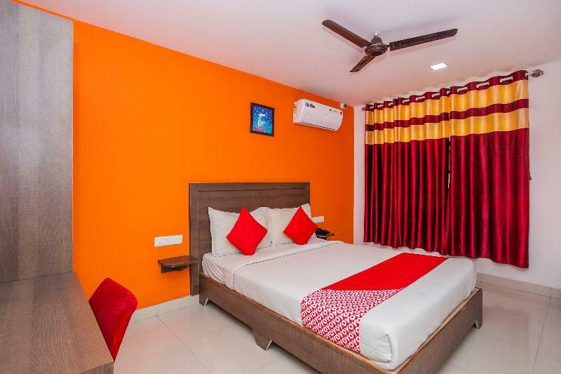 Capital O 5683 Ss Suites Bangalore Exterior foto
